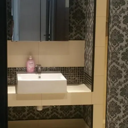 Jaga Family Air Conditioner And Free Parking דירה קרקוב